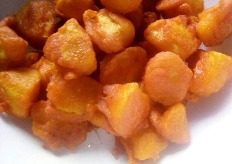 Step-by-Step Guide to Prepare Appetizing Viazi karai (flour coated potatoes) Cooking Basics for Newbies