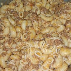 Macaroni and mince with coconut A picture of Macaroni and mince with coconut.