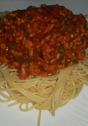 Una foto de Espaguettis con carne picada