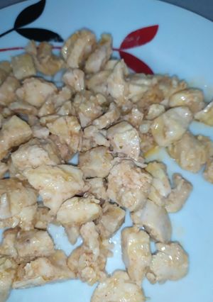 Una foto de Pollo al ajillo sin alcohol