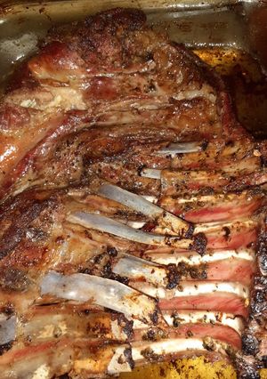 Una foto de Costillar de Cordero al horno