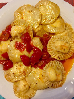 Foto di Ravioli homemade al prosciutto crudo