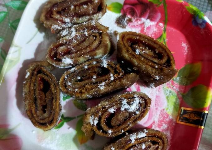 Simple Way to Prepare Homemade Zebra jam swiss roll