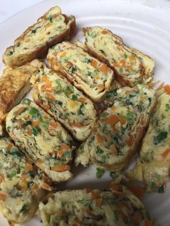 Langkah Mudah untuk Menyiapkan Resep Korean egg roll/ Gyeran mari utk PCOS yang Lezat Sekali Anti Ribet, Lezat