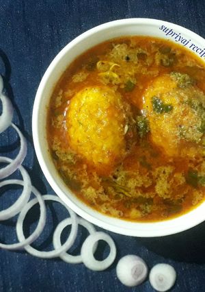 अंडा करी (anda curry recipe in marathi) रेसिपी चे मुख्य फोटो 