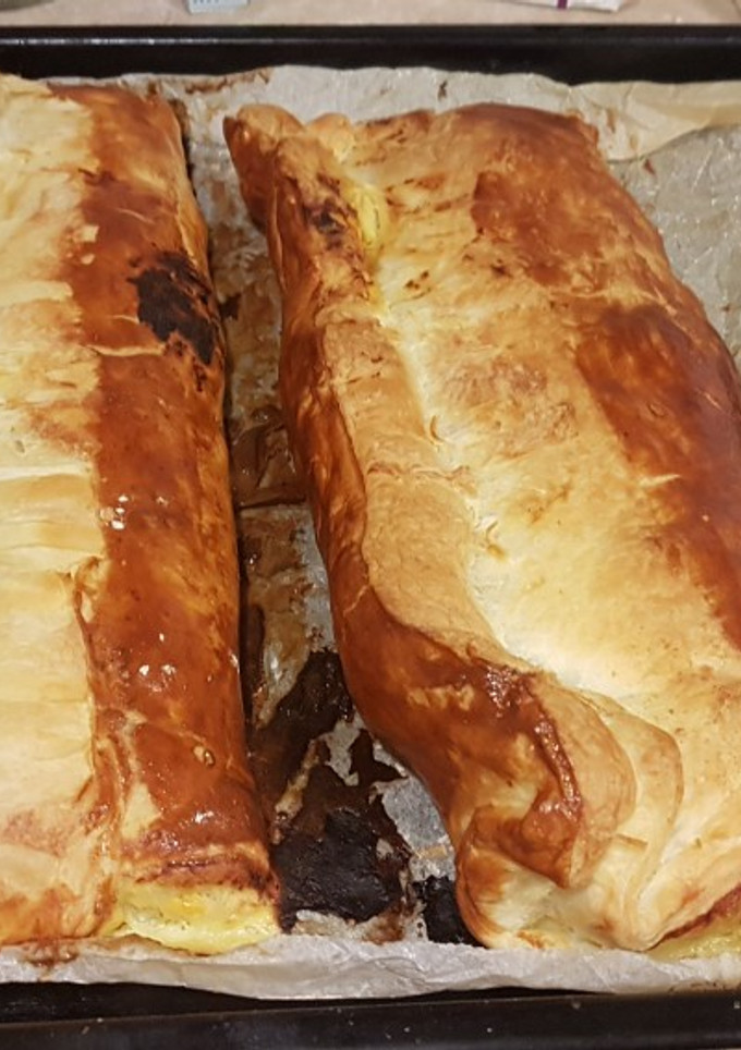 Una foto de Salmón con hojaldre