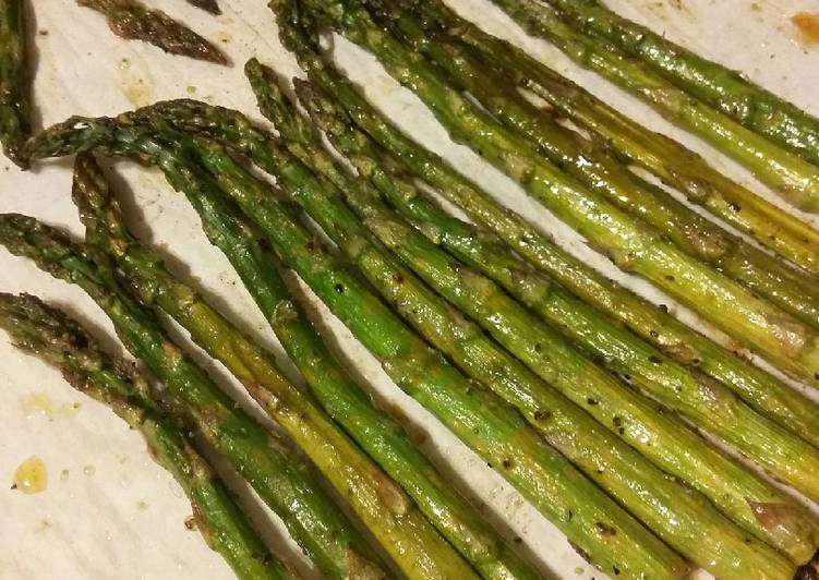 Recipe of Ultimate Lemon Pepper Roasted Asparagus