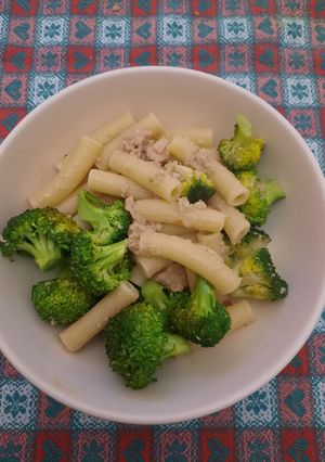 Foto di Pasta con tonno e broccoli