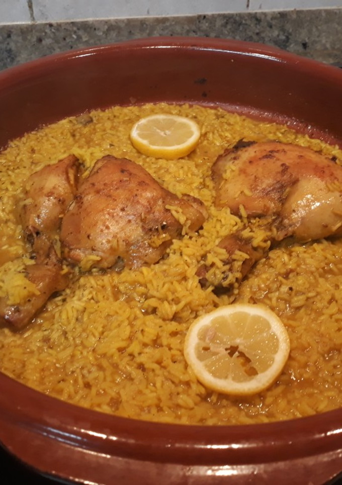 Una foto de Arroz con pollo al horno