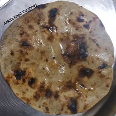 Pearl Millet (Bajra Roti) A picture of Pearl Millet (Bajra Roti).