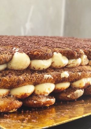 Una foto de Tiramisú con Mascarpone y sin huevo ❣️