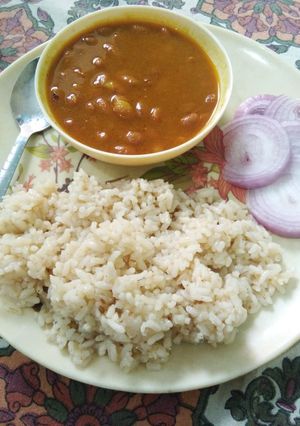 A picture of Rajma chawal.