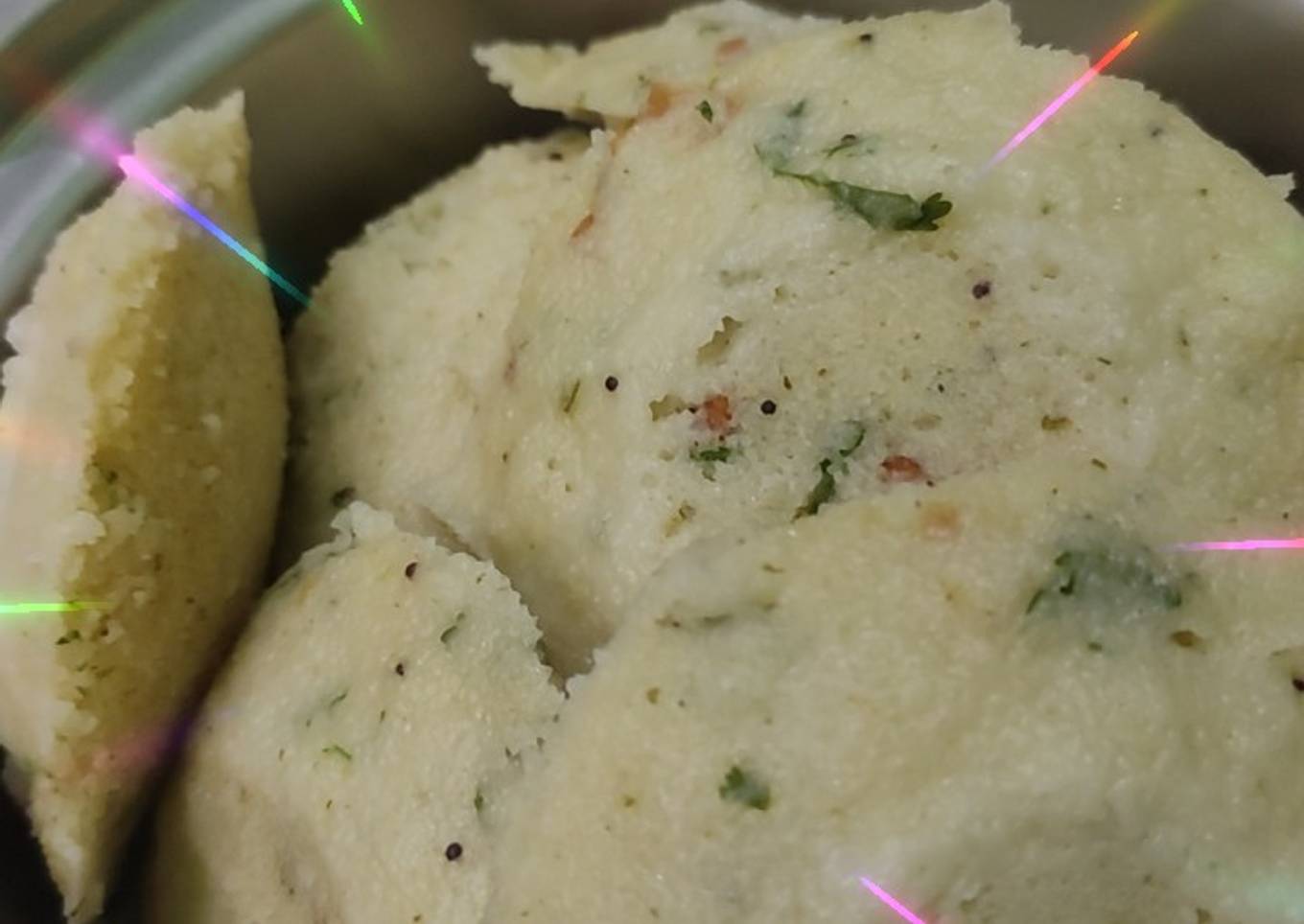 Suji idli coriander coconut chutney