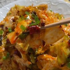 A picture of Spicy Szechuan Stir-Fried Cabbage.