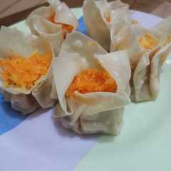 Dimsum ayam wortel রেসিপির প্রধান ছবি