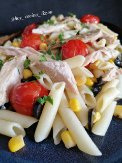 Una foto de Ensalada de macarrones con ventresca de atún