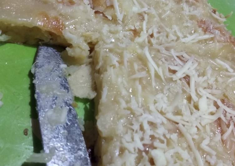 Pizza pisang kepok