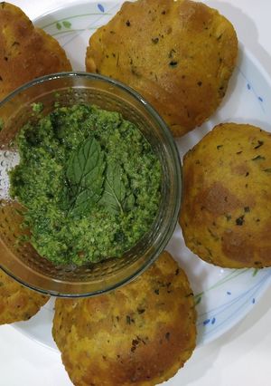 ફુદીના મસાલા પૂરી(phudino masala puri in Gujarati) રેસીપી મુખ્ય ફોટો