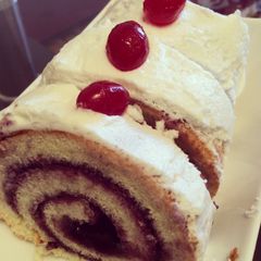A picture of Swiss roll.