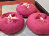 Red Dragon Fruit Bun - Banh Mi Thanh Long Nui