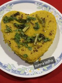 ब्रेड ढोकला (bread dhokla recipe in Hindi) रेसिपी मुख्य फोटो