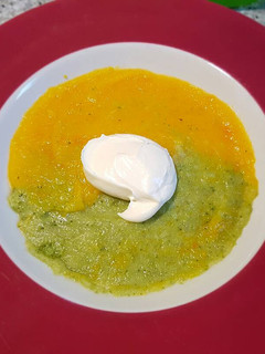 A picture of Creamy summer soup.