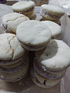 Una foto de Alfajores de maizena súper tiernos