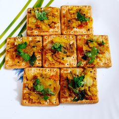 A picture of Cream Cracker Potato Bites.