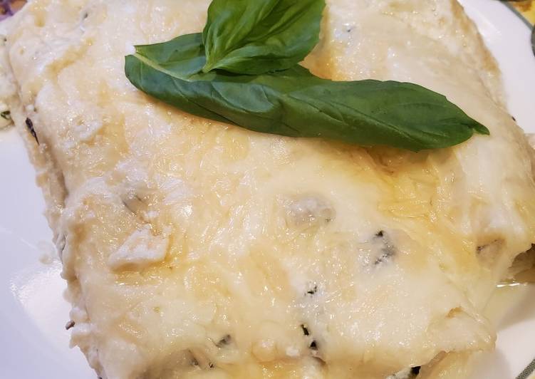 How to Prepare Homemade Brad&#39;s crab florentine manicotti w/ parmesan, basil, caper sauce