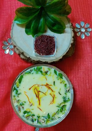 A picture of Kesari Rabri/rabdi.