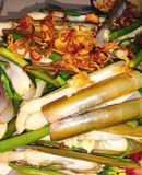 Ốc móng tay xào rau muống