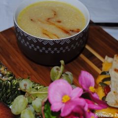 A picture of Parsnip soup with potatoes.