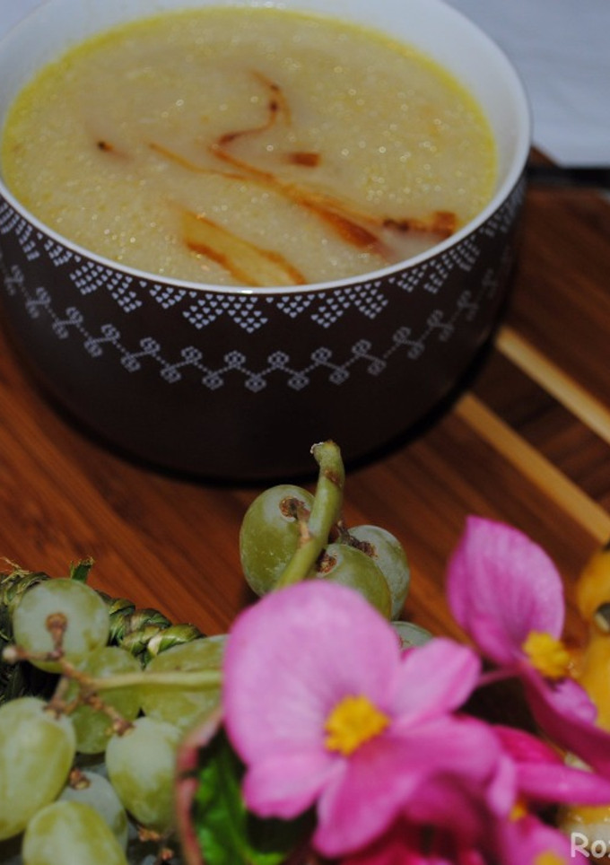 A picture of Parsnip soup with potatoes.