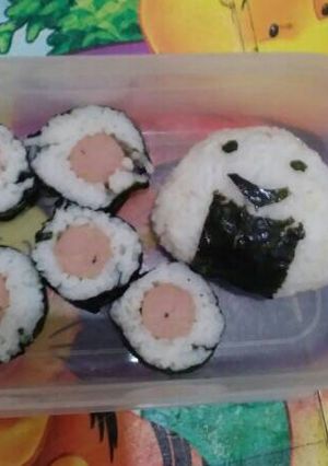 Foto resep Onigiri abon, kimbab sosis simple (bekal sekolah)
