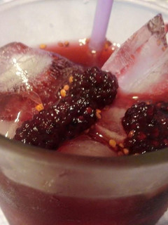酸酸甜甜的桑椹果醬泡成果汁甜蜜你我的心^^ 的食譜成品照片