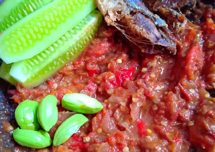 Resep Ikan peda goreng sambel pedas yang nikmat