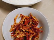 Hình ảnh của cá cơm chiên giòn