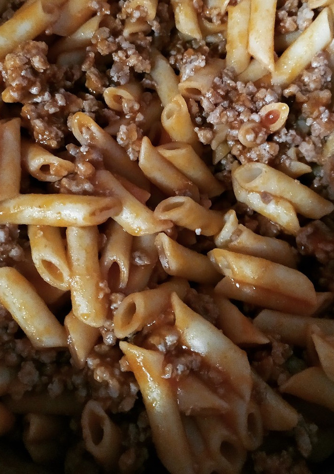 Una foto de Macarrones con carne