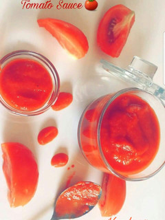 A picture of Homemade Tomato Sauce/Ketchup.