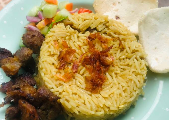 Ini dia! Resep enak bikin Nasi Kebuli Kambing  nagih banget