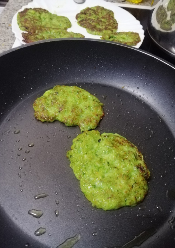 Una foto de Tortitas de Calabacín Veganas | sin histamina