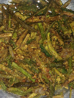 कुरकुरी भिंडी (Kurkuri bhindi recipe in Hindi) रेसिपी मुख्य फोटो