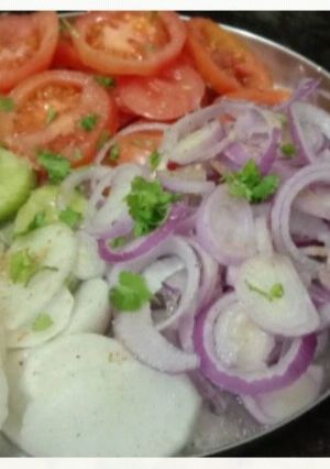 Salad रेसिपी मुख्य फोटो