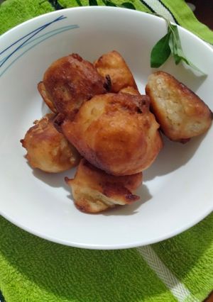 A picture of Mysore bonda.