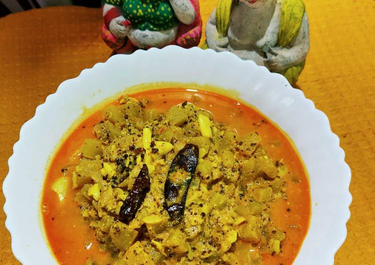 How to Prepare Award-winning Pani Kakharu Rai Ash gourd curry