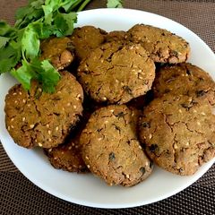 A picture of Bajara Methi Vada.