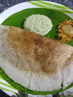 மைசூர் மசாலா தோசை (Mysore masala dosai recipe in tamil) செய்முறை முக்கிய புகைப்படம்