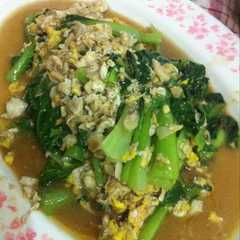 รูปของ Tumis bokcoy dengan telur