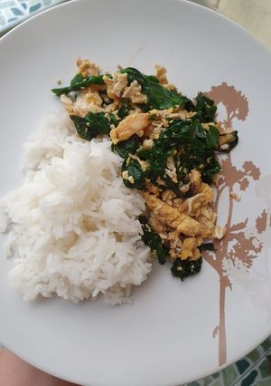 รูปของ ใบเหลียงผัดไข่