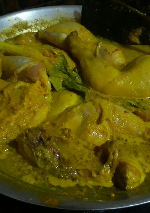 Foto resep Ayam goreng kuning